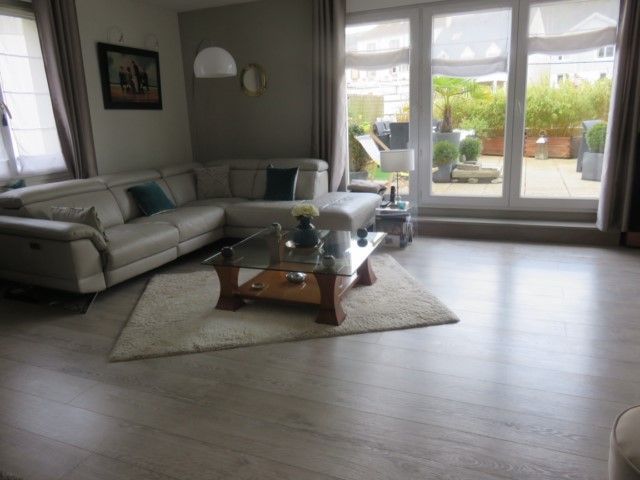 VENDU 6   SAINTE ADRESSE DUPLEX grande terrasse arborée, quatre chambres, garage double. 